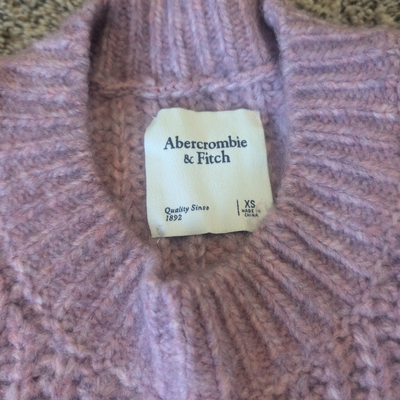 NEW Abercrombie & Fitch Super Soft Chunky Knit Pullover Sweater - Picture 3 of 11